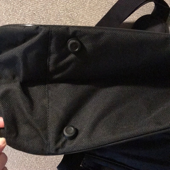 Puma Mercedes 🚘 duffel bag NWT - Picture 3 of 4